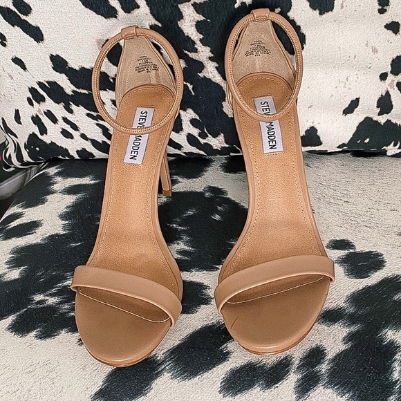 Steve Madden Shoes - SOLD! Steve Madden Nude Heels